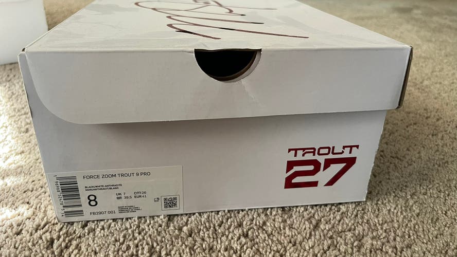 Nike Force Zoom Trout 9 Pro