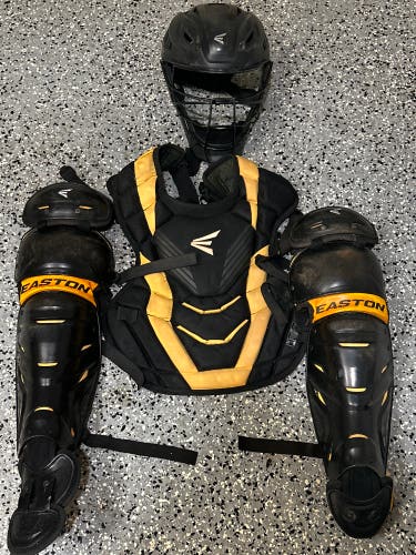 Easton Elite x Catcher's Set Black/Yellow (Used)