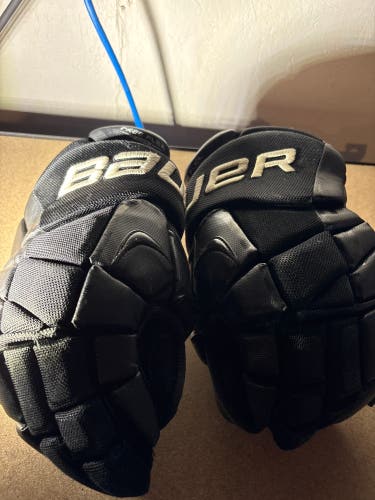 Bauer Vapor APX Gloves 14" (Used)