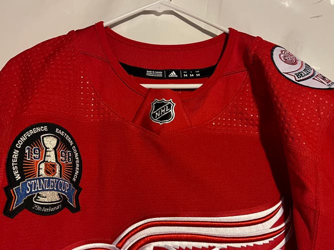 Adidas Detroit Red Wings Size 54 Men's Jersey (New) MIC
