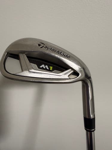 TaylorMade M1 - 9 Iron with XP 95 S300 stiff shaft