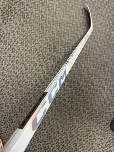 Intermediate CCM XF Ghost Right Handed Hockey Stick P28+1/4 55 Flex (New)
