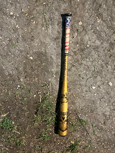 2023 DeMarini Voodoo One Gold BBCOR – 33/30 (-3)