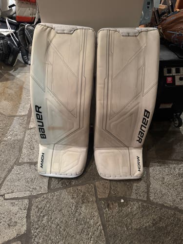 XS Bauer Supreme Mach Goalie Leg Pads (New)