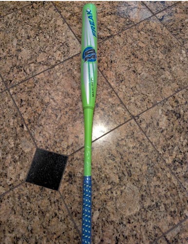 New 2025 Miken Freak 30 USSSA Maxload Slowpitch Softball Bat 26oz