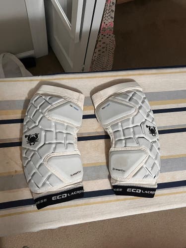 Large/Extra Large Adult ECD Echo Arm Pads (Used)