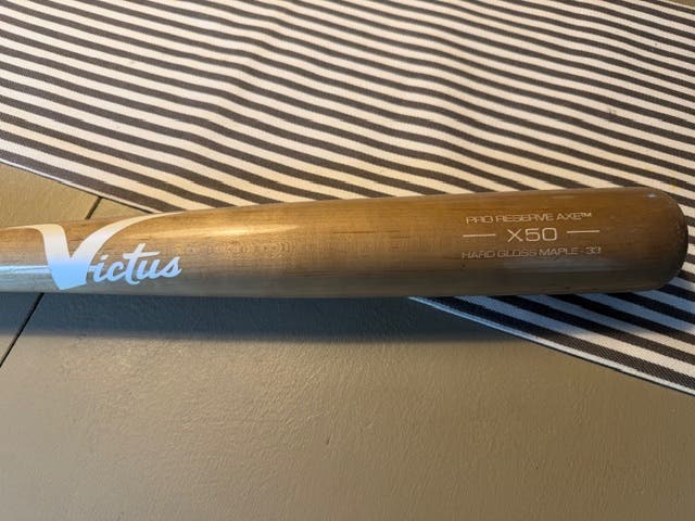 Victus Axe Pro Reserve X50 Bat (-3.5) 29.5 oz 33" (Used)