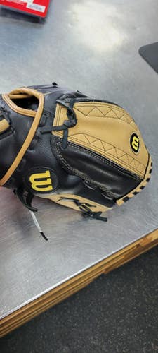Used Wilson FASTPITCH 11 BB/SB Glove RH Throw Brown 11" 11497-C000157195