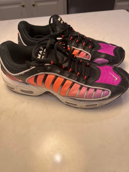 Nike Air Max Tailwind IV AQ2567-002 Black Pink Orange Men’s 10.5 (Used)