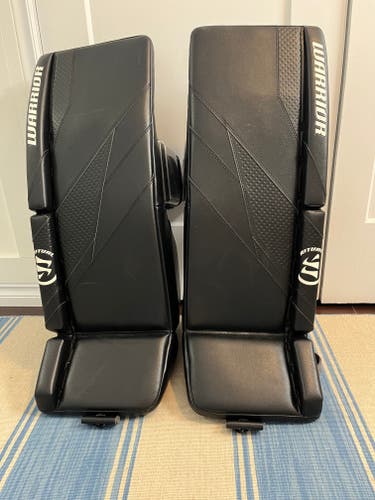 32" 2024 Warrior Ritual G7 Pro Goalie Leg Pads Pro Stock (Used)