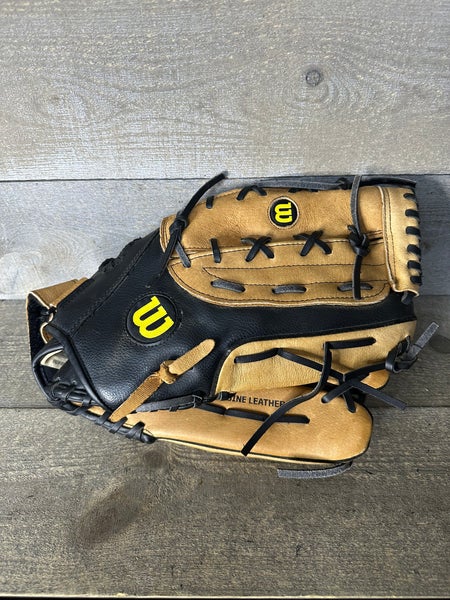 Wilson A360 A0360TRES14 Slow Pitch Softball Glove 14" RHT Right Hand Throw