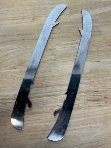 Bauer LS Pulse 280mm Tampa Bay Lightning Pro Stock Skate Blades / Runners (Used)