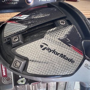 TaylorMade M5 9 Driver with Fujikura Speeder Stiff Flex Good Condition 2806