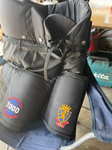 Men's Euro Sports Senior Large Hockey Pants (Used) Euro Size 52. L/XL