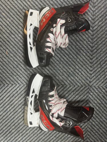 2023 CCM JetSpeed FT6 Pro Hockey Skates Narrow Width Size 5 (New)