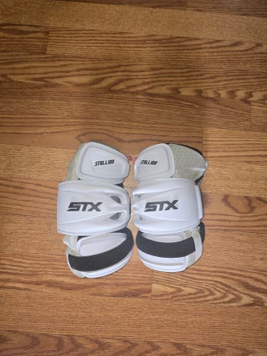 STX Stallion 500 Arm Pads XL