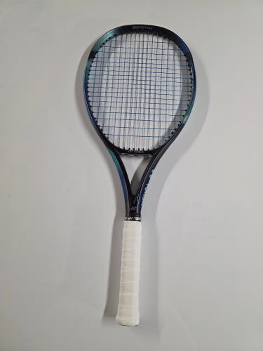 Adult YONEX EZONE 100 (300g) Tennis Racquet (Used)