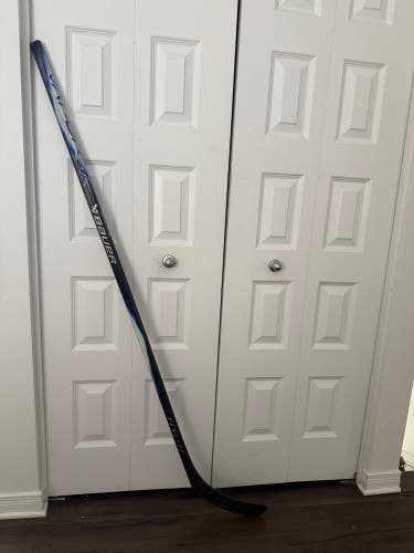 Senior Bauer Vapor Flylite Right Handed Hockey Stick P28 65 Flex (Used)