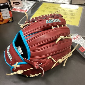 Wilson A2000 LH Pitcher's Baseball Glove 11.75" (New) - 2793/1603