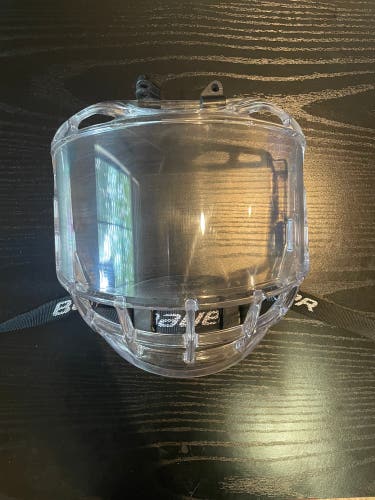 Large Bauer Concept 3 Full Shield Shield (Used)