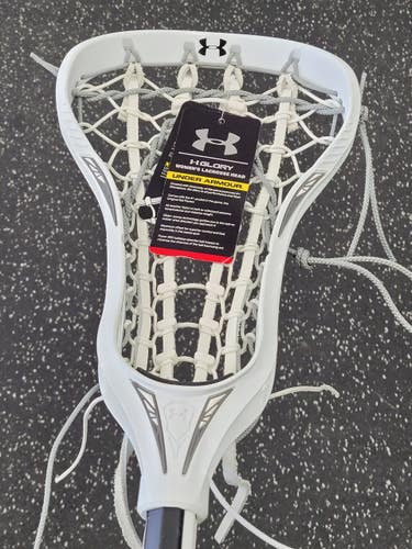 Used Under Armour GLORY Wmn Atk/Mid Complete Stick White 11849-S000039091