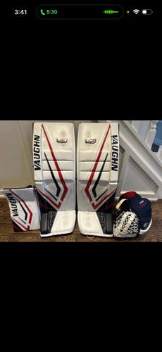 34" 2025 Vaughn VX1 Pro Carbon Goalie Leg Pads (Used)