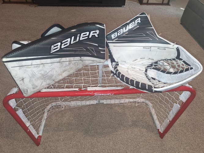 INTERMEDIATE  Bauer Supreme S190 GLOVE AND BLOCKER SET Pro Stock (Used)