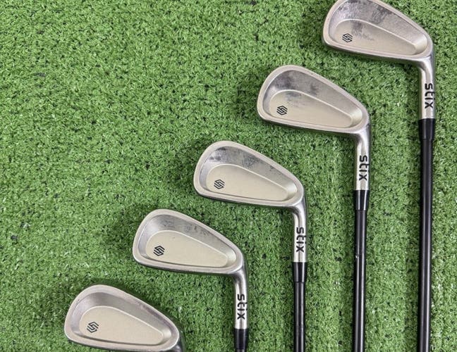 Men's 2023 Silver Right Handed Iron Set Regular Flex Graphite Shaft (Used)