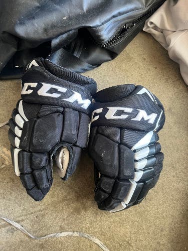 CCM JetSpeed FT4 Pro Gloves 13" (Used)