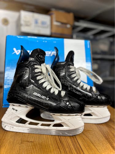 Bauer Supreme Mach Hockey Skates - Senior 6.5 Regular Width (Excellent Condition)