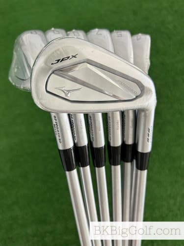 NEW Mizuno JPX 925 Forged Iron Set 4-P / KBS Tour C-Taper Lite 110 Stiff