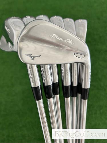 Mizuno M-15 Forged Iron Set 4-P / True Temper AMT Silver Stiff