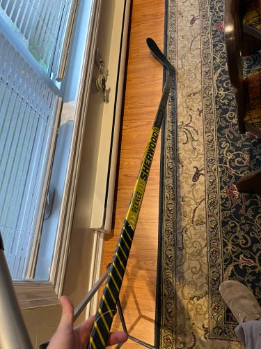 Senior Sher-Wood Rekker RE1 Left Hand Hockey Stick PP28 65 Flex (Used)