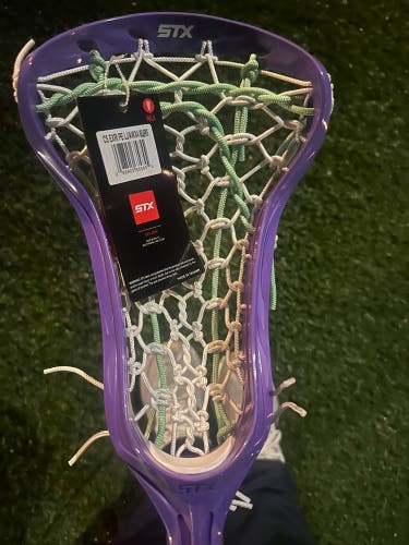 Youth female STX Exult rise complete Stick purple color (New but shaft has very slight bend)