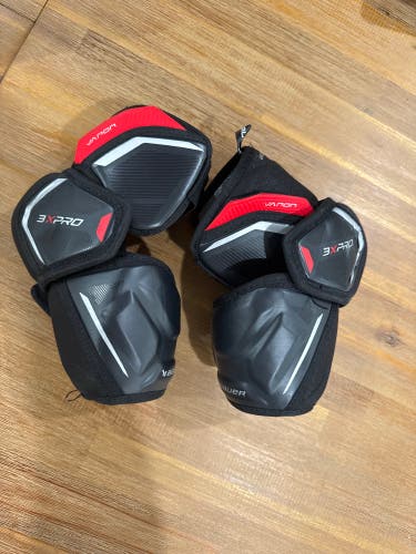 Medium Intermediate Bauer Vapor 3xPro Elbow Pads (Used)