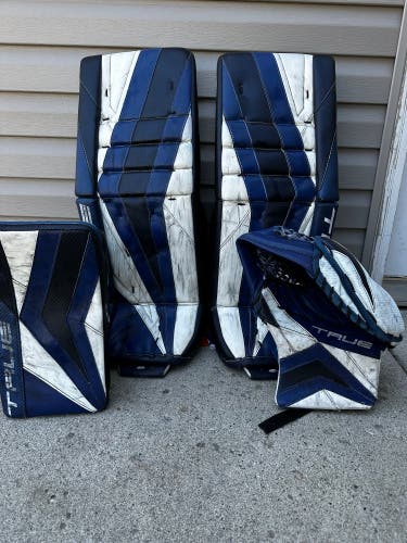 31+2 True Catalyst Px3 Regular Goalie Full Set (Used)