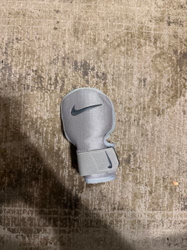 Gray Senior Nike Wrist Guards (New)