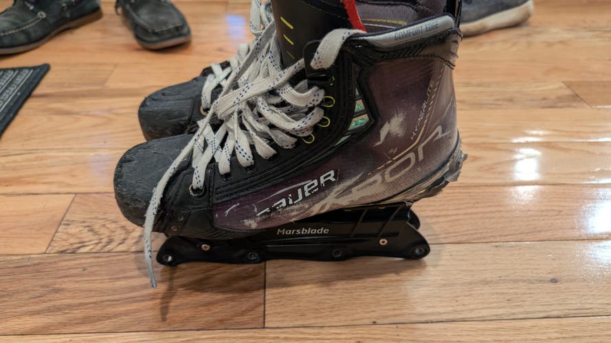 Bauer Hyperlites with Mars Blade 01 Chasis