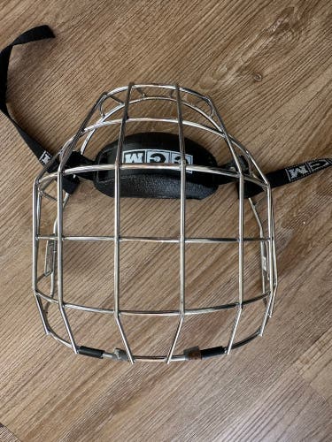Large CCM FM480 Facemask (Used) - Chrome