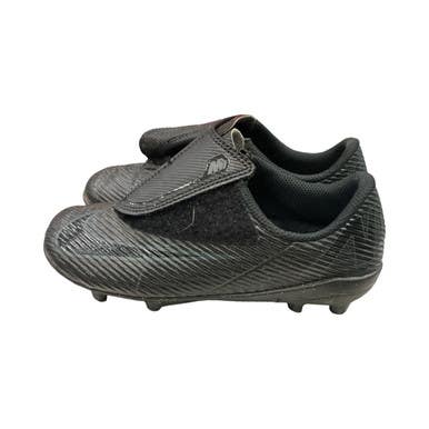 Used Nike Soccer Cleats Black Youth 13.0 11859-S000030393