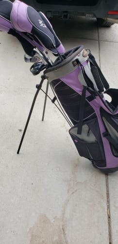 WOMEN'S 10 PIECE GOLF SET  MATCHING ALIEN AG7 CLUBS & STAND BAG EXCELLENT MH