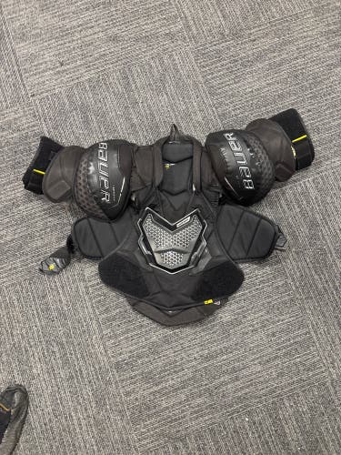 Large Senior Bauer Supreme 3S Shoulder Pads (Used)