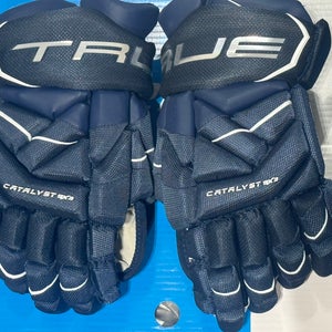 True Catalyst 9x3 Gloves 15" (Used)