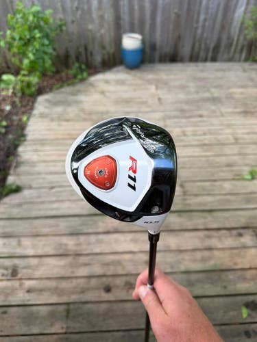 Taylormade R11 Driver 10.5 Fujikura blur 60g Regular Flex 45 +HC NICE