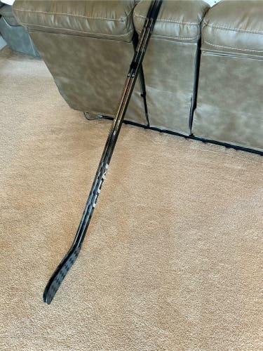 Senior CCM JetSpeed FT8 Pro Right Handed Hockey Stick P88M 75 Flex Pro Stock (New)