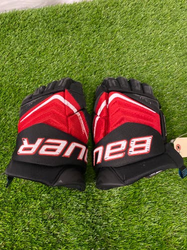 Used Bauer Vapor Flylite 13" gloves (Read description)