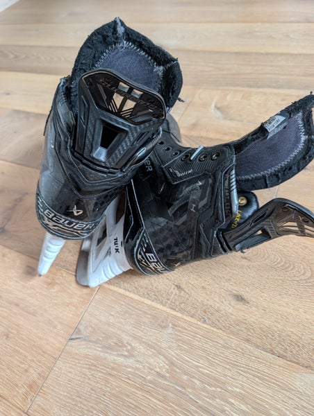 5.5 Fit 3 Wide Bauer Supreme Mach Hockey Skates (Used)