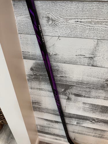 Senior Bauer Vapor Pulse Hockey Stick p88 70 flex 62 inch Purple