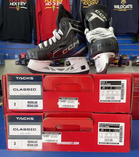 NEW! CCM Tacks Classic Junior Hockey Skates