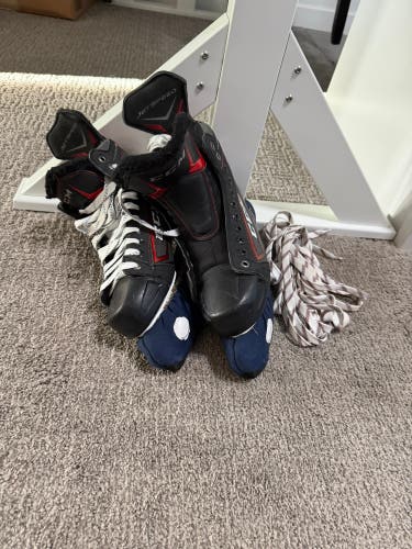 CCM JetSpeed XTra Pro Hockey Skates 8 (Used)